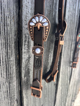 Load image into Gallery viewer, White Opal One Ear