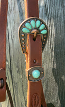 Load image into Gallery viewer, One ear - turquoise blossom buckle
