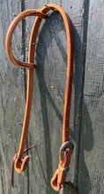 Load image into Gallery viewer, One ear - black blossom buckle
