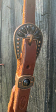 Load image into Gallery viewer, One ear - black blossom buckle
